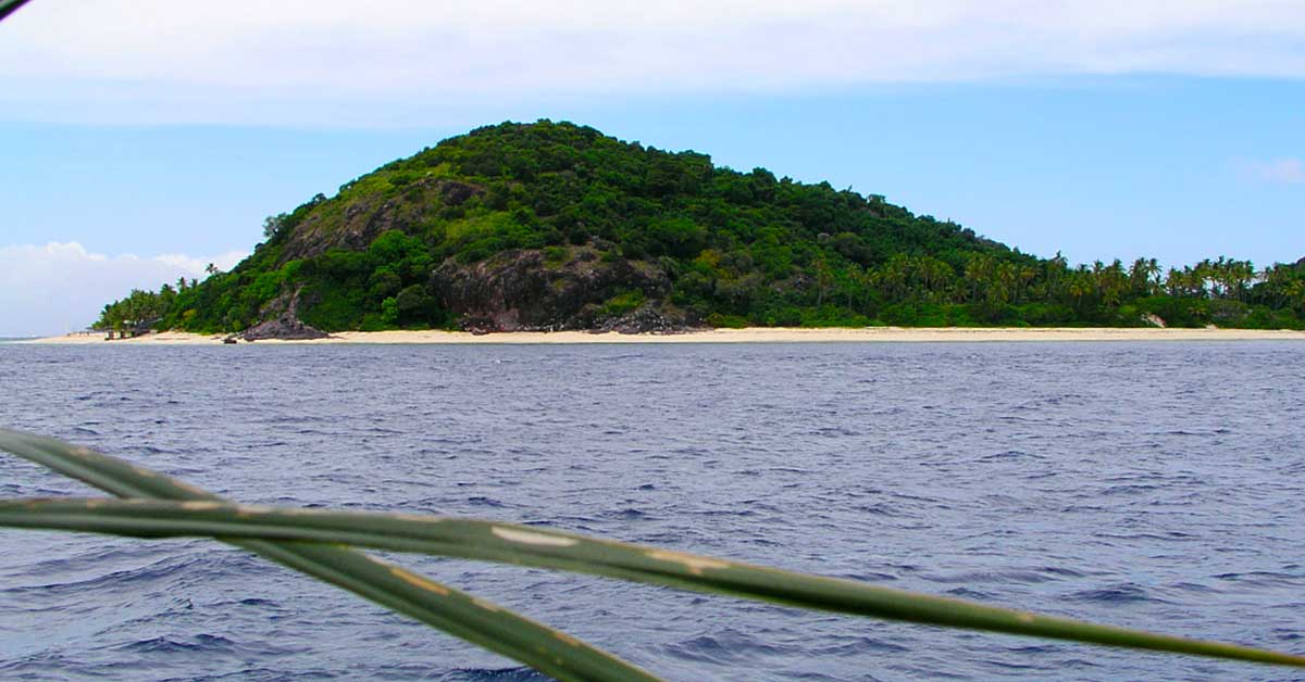 Secluded white sand beach on Matamanoa Island in the Mamanuca Islands